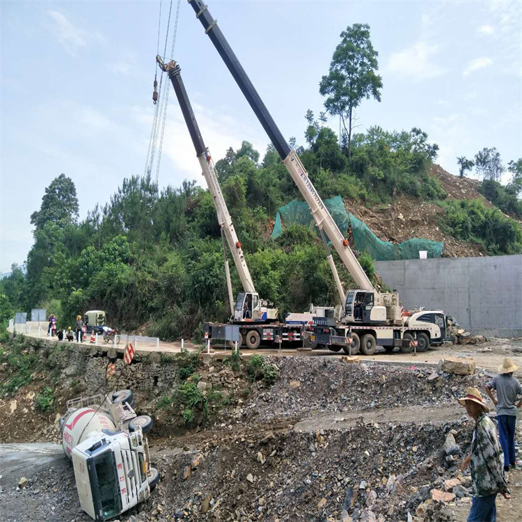 郑州郑州24小时应急道路救援吊装吊装现场实拍